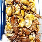 Best Beef w. Mushrooms 蘑菇牛 in Aberdeen, NC