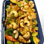 Best Chicken w. Cashew Nuts 腰果鸡 in Aberdeen, NC